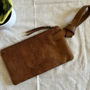 Rachel Wristlet in Whiskey